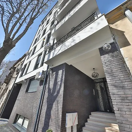 Joli Apartment
