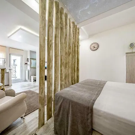 Joli Apartment